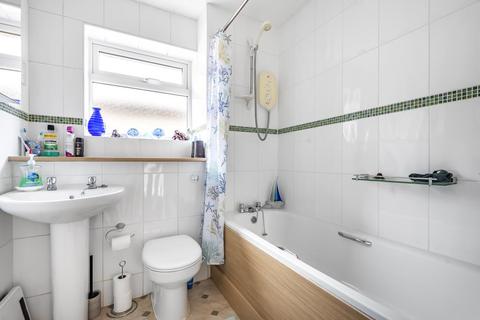 26 Glenham Road, Thame, OX9 3WD