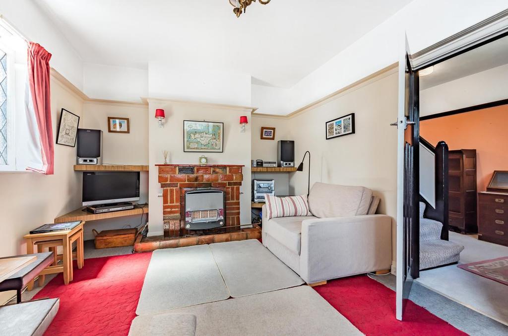 Roundle Avenue, Felpham, Bognor... 2 bed detached bungalow £350,000