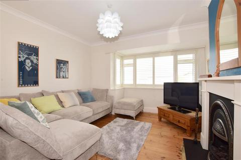 126 Bevendean Crescent, Brighton, BN2 4RD