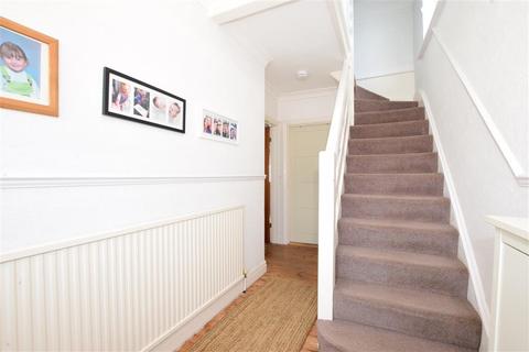 126 Bevendean Crescent, Brighton, BN2 4RD