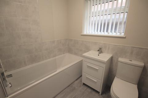 2 bedroom detached house to rent, Perth Street, HU5