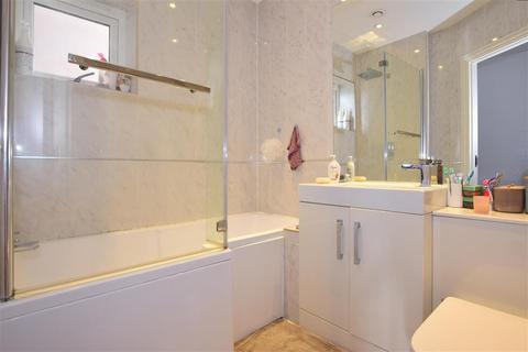 35 East Road, Welling, DA16 3DT