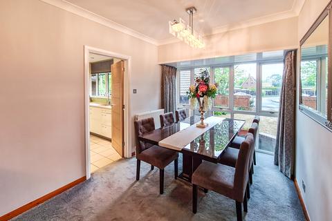 6 Brookside Avenue, Wraysbury, Staines-upon-thames, TW19 5HB