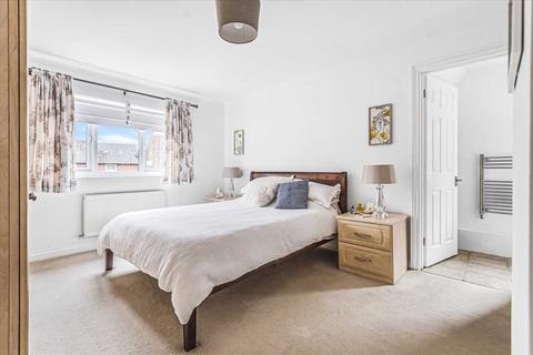 Winterbourne High Street, Shipton Bellinger, Tidworth, SP9 7UF