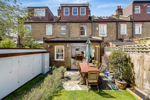92 Rannoch Road, London, W6 9SW
