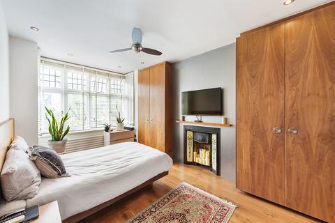 92 Rannoch Road, London, W6 9SW