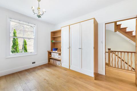 92 Rannoch Road, London, W6 9SW