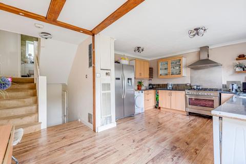11 Crowthorp Road, Northampton, NN3 5DU