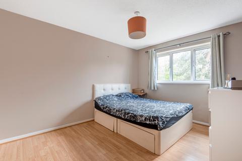 11 Crowthorp Road, Northampton, NN3 5DU