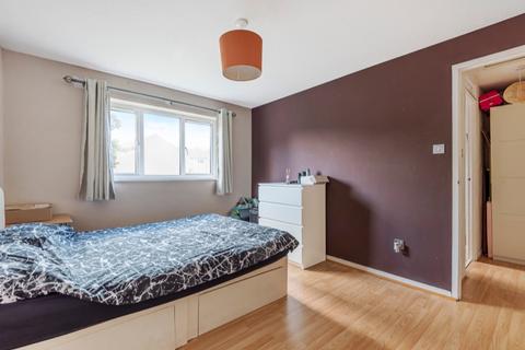 11 Crowthorp Road, Northampton, NN3 5DU