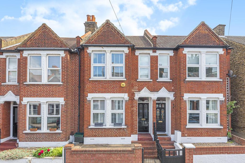 Croft Road, Bromley 2 bed terraced house £525,000