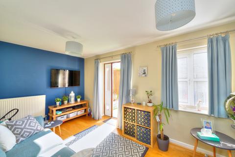 5 Charterhouse Close, Brackley, NN13 6AP