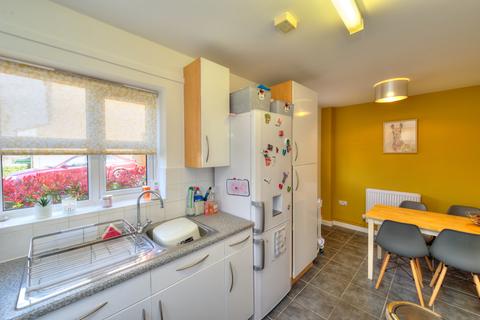 5 Charterhouse Close, Brackley, NN13 6AP