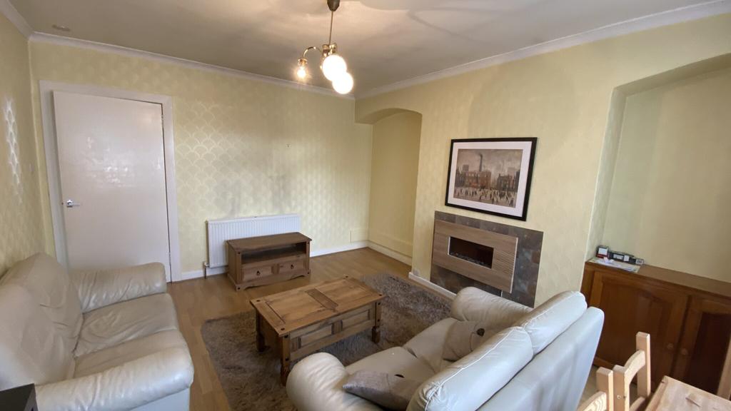 Colinslee Drive, Paisley 1 bed flat £425 pcm (£98 pw)