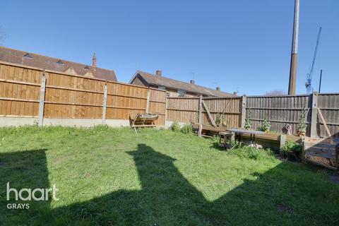 76 Dock Road, Tilbury, RM18 7BX