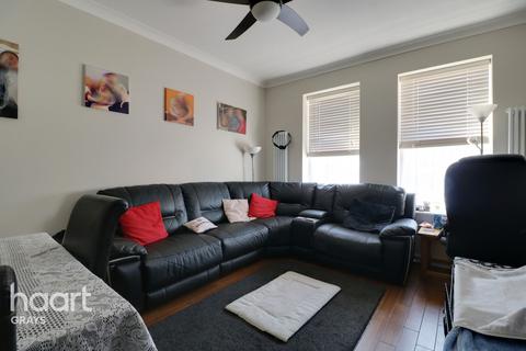 76 Dock Road, Tilbury, RM18 7BX