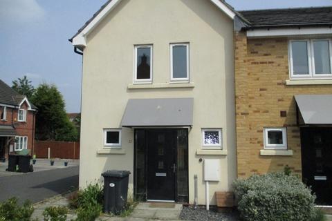 3 bedroom end of terrace house to rent, Alderman Close, Beeston, NG9 2RH