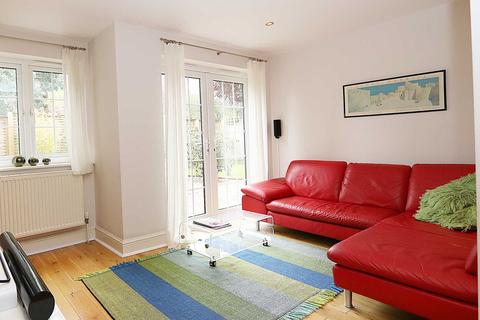 9 Captains Gorse, Upper Basildon, Reading, RG8 8SZ