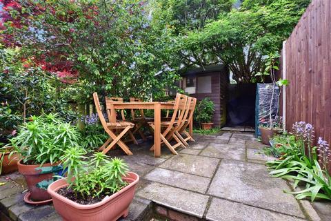 19 Harold Road, Sutton, SM1 4HZ