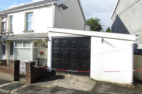 13 Factory Road, Clydach, Swansea, SA6 5EW