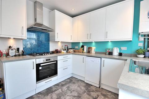 84 Arundel Drive, Bedford, MK41 8JE
