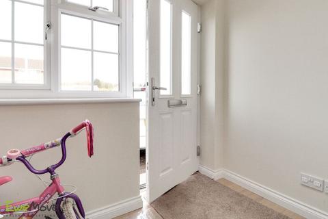 1 Chalfont Way, Luton, LU2 9RG