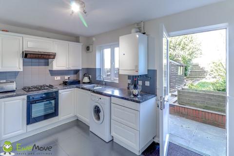 27 The Belfry, Luton, LU2 7GA