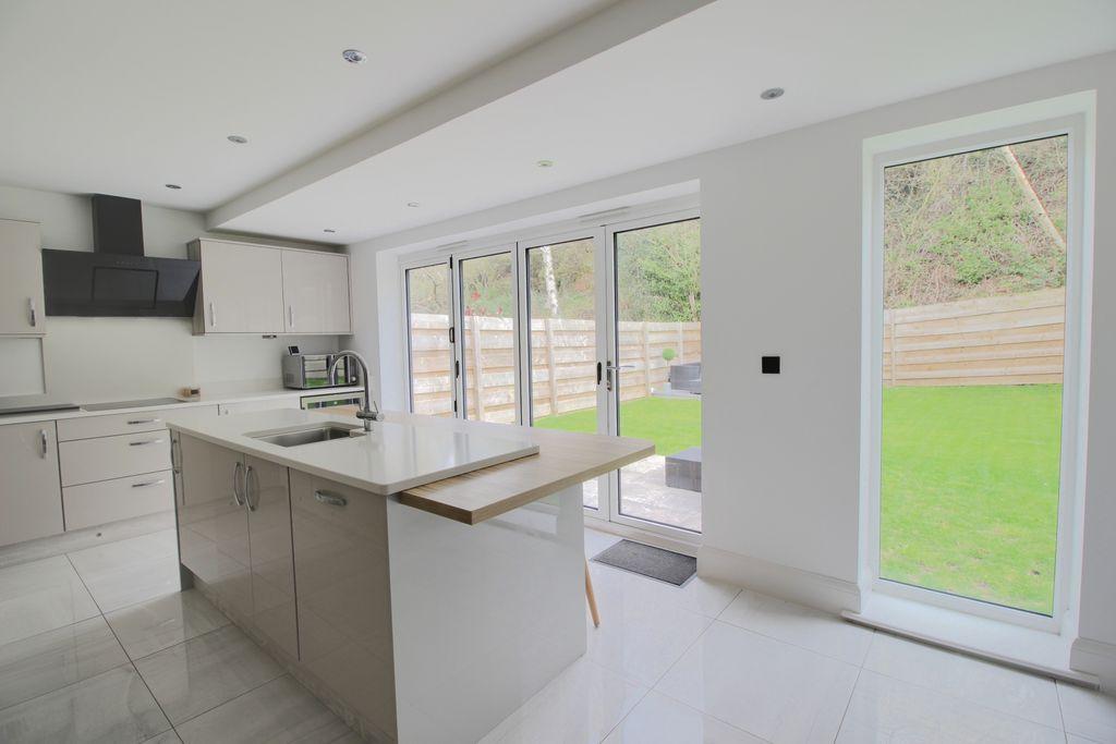 Rockcliffe Grange, Mansfield NG18 4YW 4 bed detached house £425,000