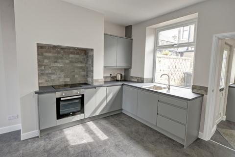 2 bedroom terraced house to rent, Powell Street, Barnoldswick, BB18
