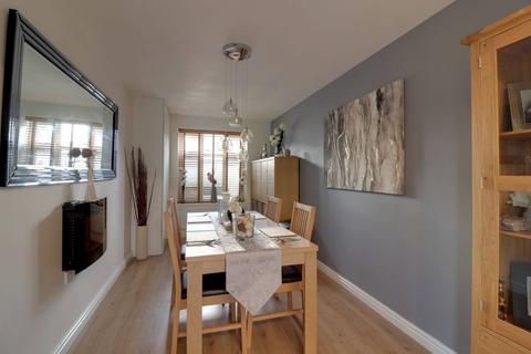 27 Tatton Lane, Thorpe, Wakefield, WF3 3FF
