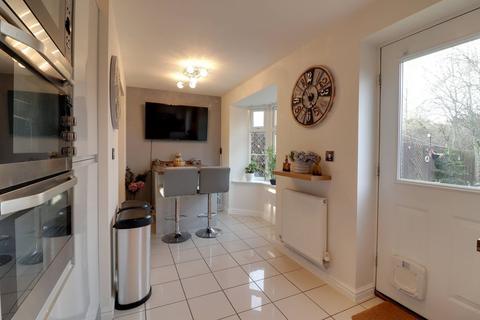27 Tatton Lane, Thorpe, Wakefield, WF3 3FF
