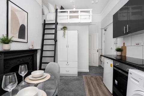 undefined, Oriental Place, Flat 4, Brighton