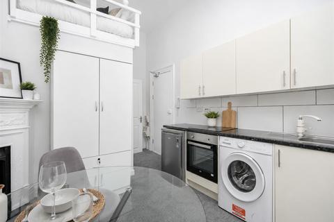 undefined, Oriental Place, Flat 4, Brighton