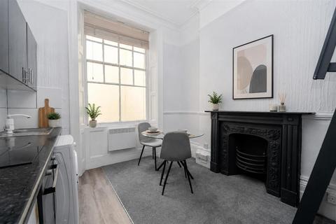 undefined, Oriental Place, Flat 4, Brighton