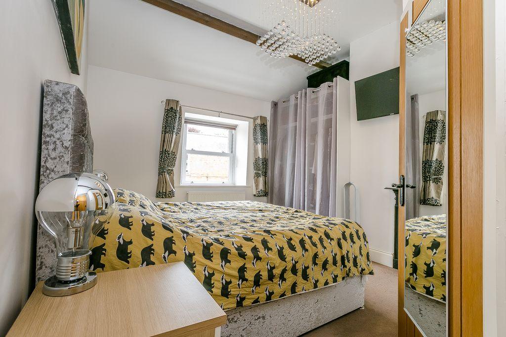 Bedroom 1 (Double with Ensuite)