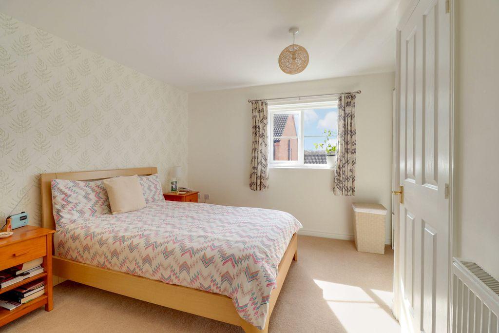 Bedroom 1 (Double)