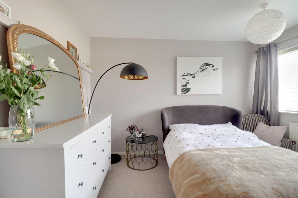 Bedroom 1 (Double)