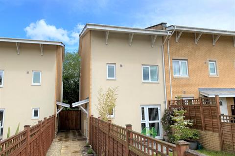 6 Gemini Close, Cheltenham, GL51 0FF