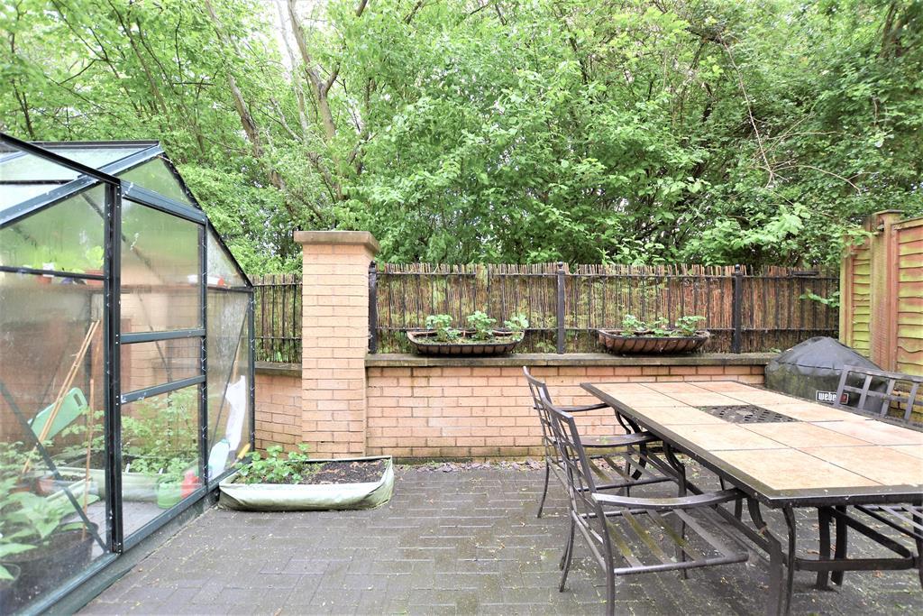 Rear Courtyard