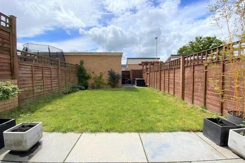 6 Gemini Close, Cheltenham, GL51 0FF