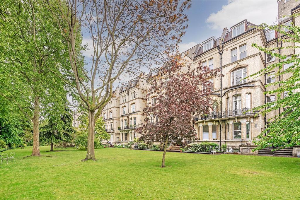 Elm Park Gardens, London, SW10 2 bed apartment £1,160,000