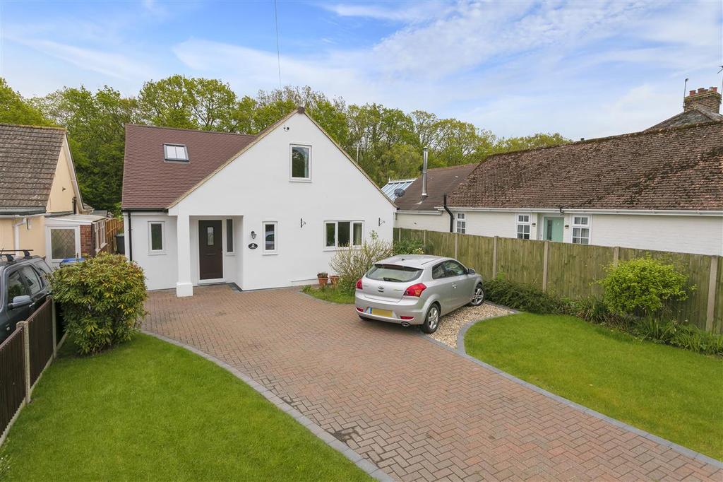 Hackington Road, Tyler Hill, Canterbury 3 bed detached house £595,000