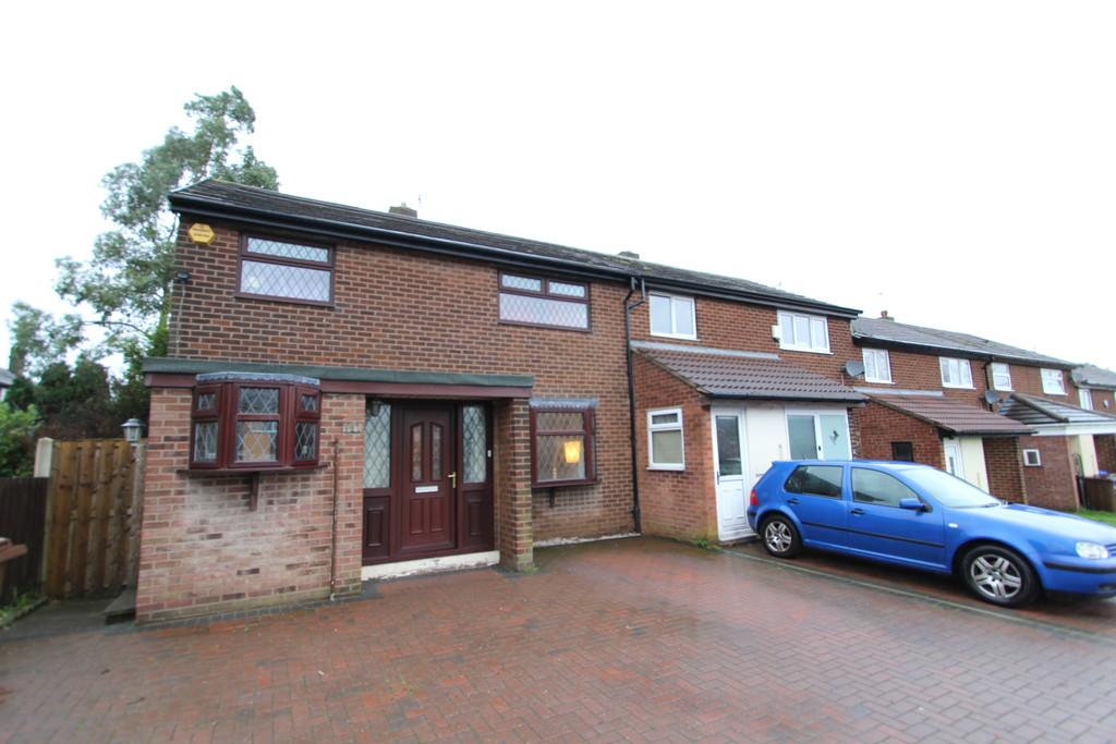 Blackstock Road, Sheffield S14 3 bed semidetached house £700 pcm (£