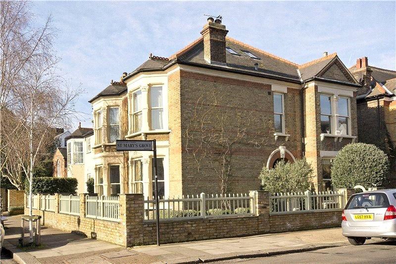 St. Marys Grove, Grove Park, Chiswick, London, W4 5 bed detached house