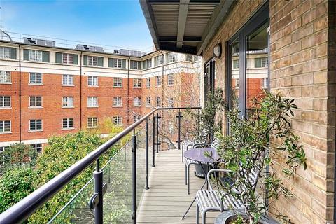 1 bedroom apartment to rent, Kean Street, London, WC2B