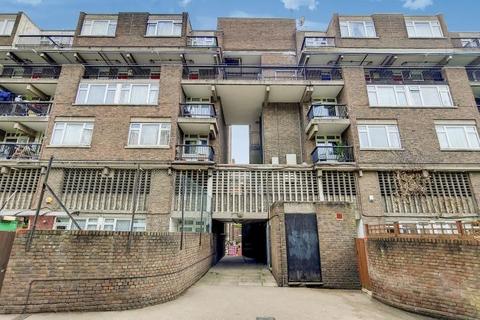 108 Solander Gardens, London, E1 0DF