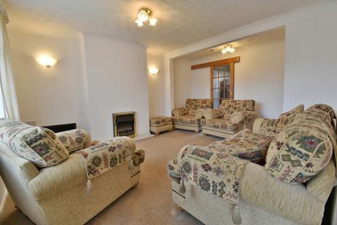 24 Dove Side, Hatton, Derby, DE65 5DZ