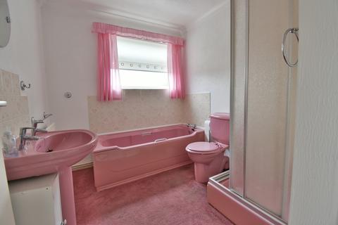24 Dove Side, Hatton, Derby, DE65 5DZ