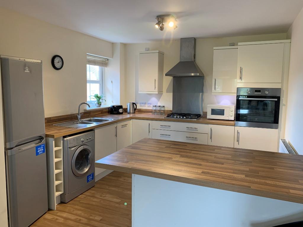 Highgrove Court, Shelton Lock, Derby, DE24 2 bed flat £800 pcm (£185 pw)