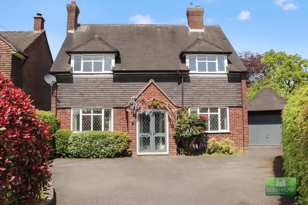 Amherst Road, Kenilworth 3 bed detached house £850,000